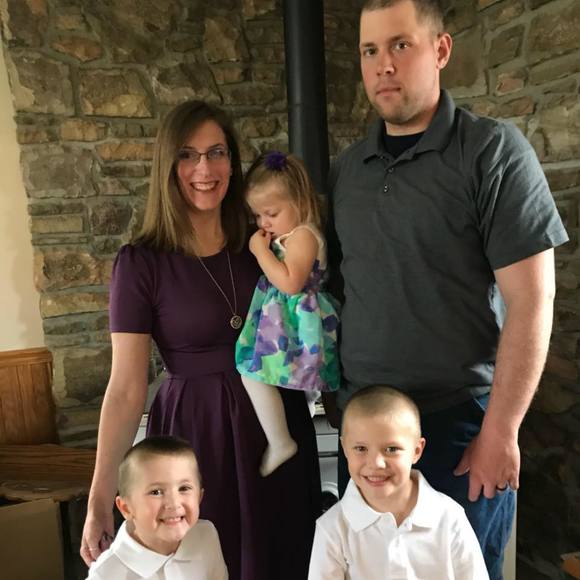 Meet your Posher, Amy - Picture 1 of 1